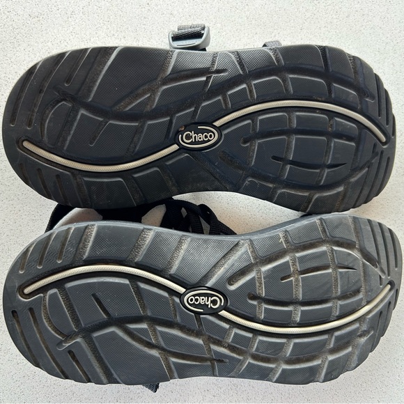 NWOT Women’s Black Chaco Sandals Size 7 - Picture 3 of 7